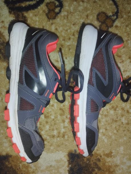 Botasky kalenji, decathlon,37