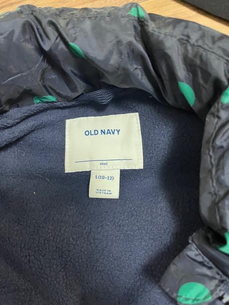 Predám hrubú vestu, old navy,146