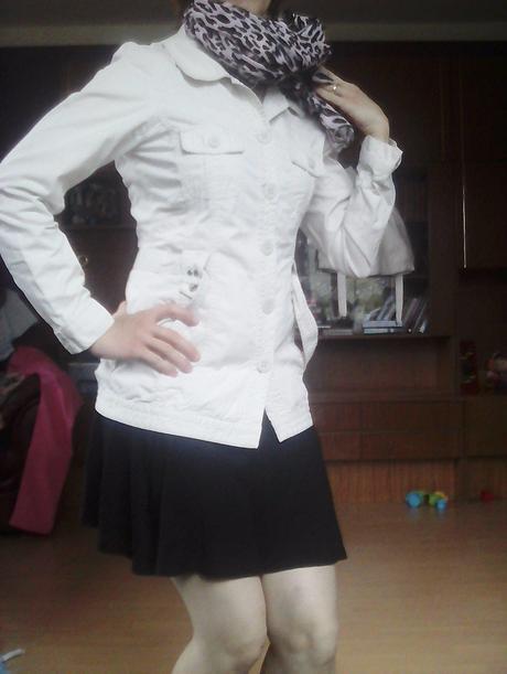 Čierne minisukne, 188