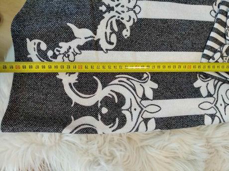 Spolocenske saty, 34