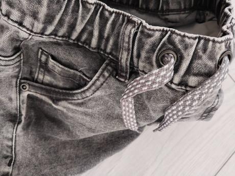 Nohavice nenosené, 110