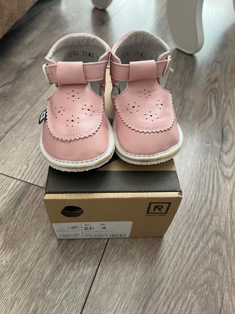 Dievčenské sandálky rak, rak,20