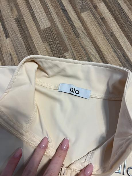 Obtiahnuta mikina na zips alo yoga - skladom s/m/l, m