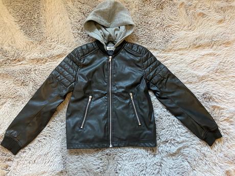 Tenší prechodný koženkový kabát, h&m,134