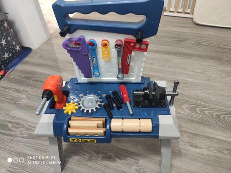 Detský stolík s náradím, 