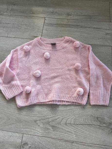 Krásny svetrík, 104