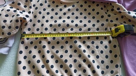 3x mikina cez hlavu veľ. 122, sinsay,122