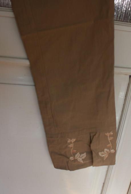 Nohavice s vyssim pasom, l