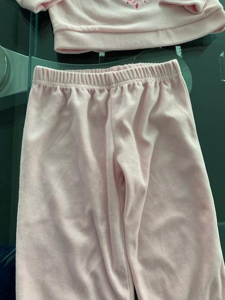 Dievčenské pyžamo vel.3-4 roky, 104