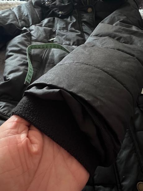 Krasna zimna vetrovka 42, h&m,42