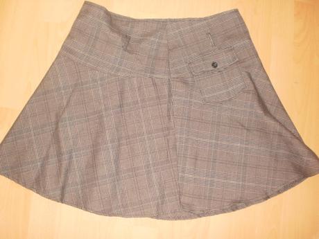 Sukňa, takko,44