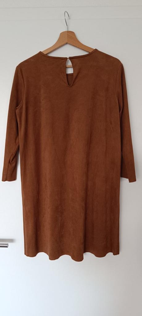 Šaty jelenica, stradivarius,m