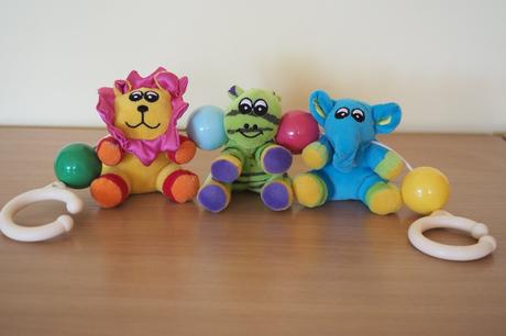 Plyšová hrkálka na kočík safari, 