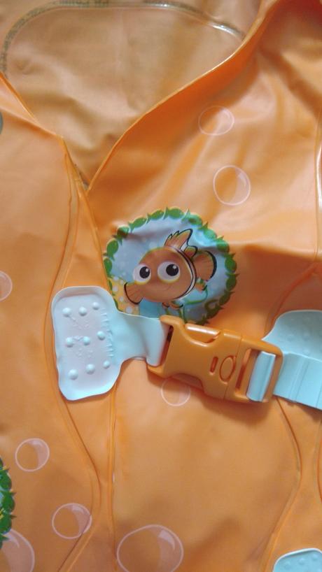 Predám plávaciu vestu, 