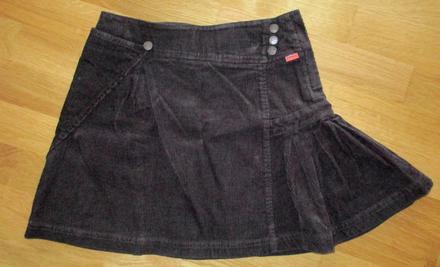 Asymetricka mencestrova sukna mariquita, c.146/152, mariquita,146