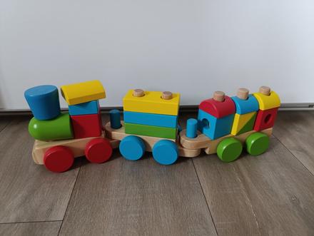 Woody drevený vláčik, 