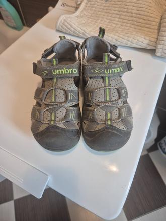 Sandále, umbro,32