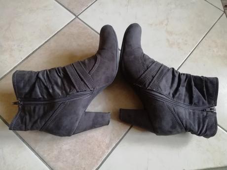 Čižmičky, v. 42, 42