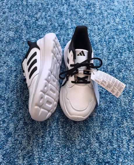 Tenisky adidas, adidas,37