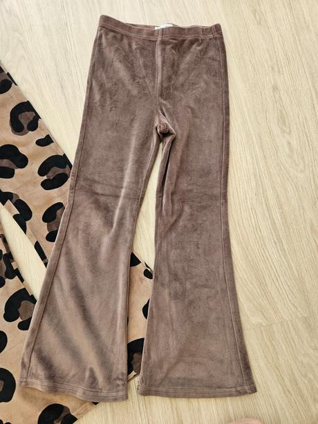 2x velurove leginy, sinsay,134