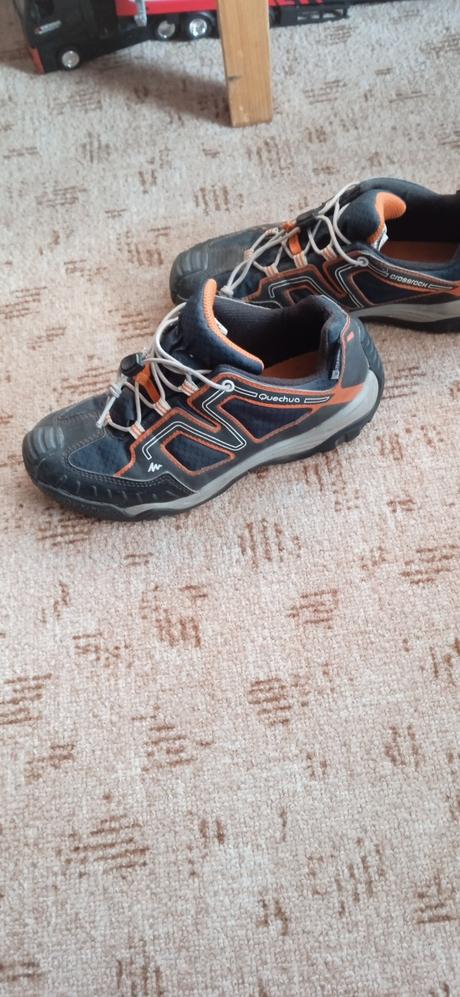 Topánky veľ.34, quechua,34