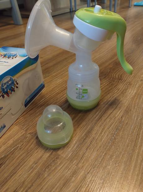 Ručná odsávačka+ tampóny do podprsenky, 