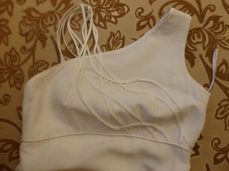 Luxusne pekne šaty na slavnost, 40