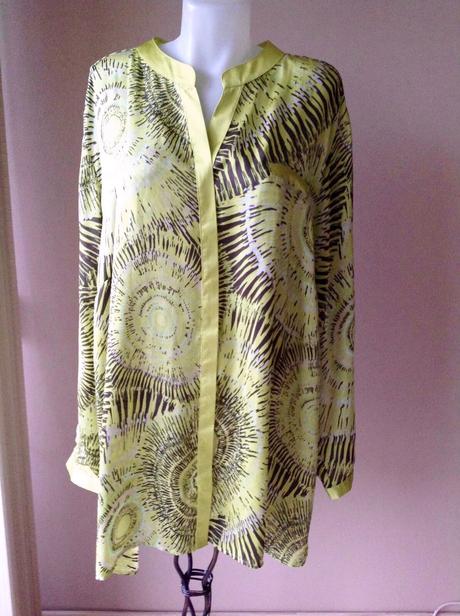 Krasna exkluzívna bluza, 54