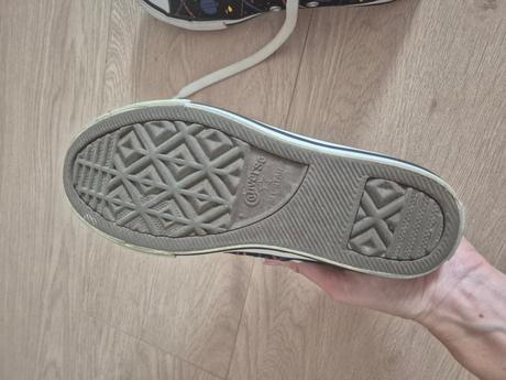 Conversky, converse,33