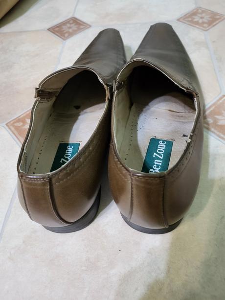 Poltopanky hnedé, 42