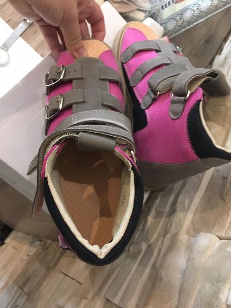 Nové sandále zn. neoprot, veľ. 38,  20 eur, 38