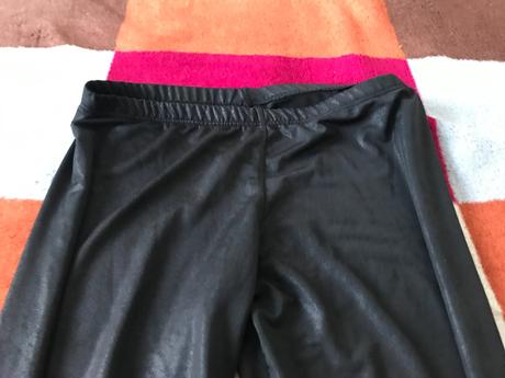 Leginy leskle, na boku nazberane, vel. s, s