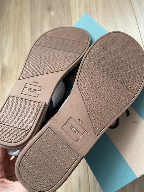 Sandále toms, 40