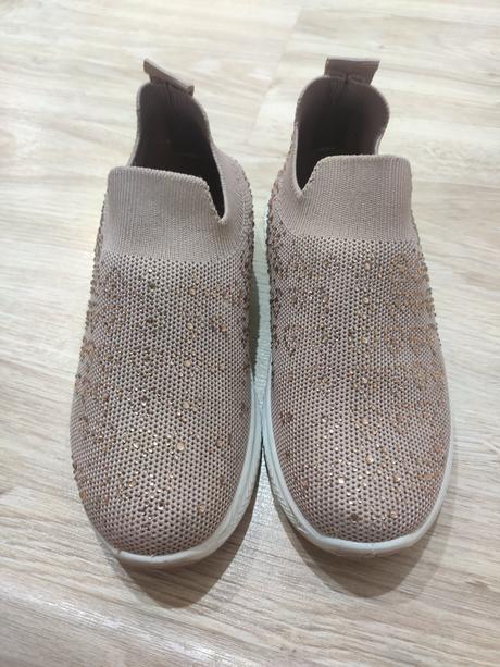 Botasky, graceland,31