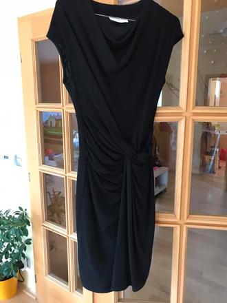 Malé čierne šaty, chantall,38