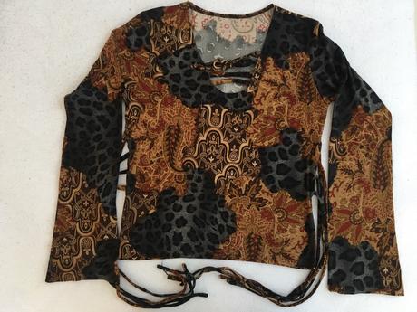 Elasticke tričko, s