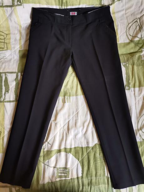 Dámske čierne nohavice č. 44, 44