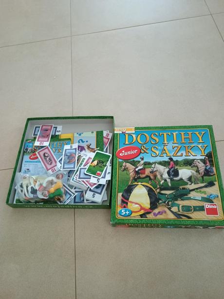 Hra dostihy a sazky junior, 