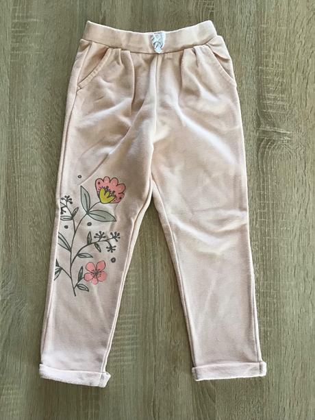 Tepláky, veľ. 98/104, lupilu,104