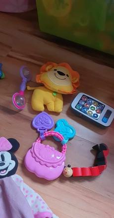 Hračky do cca 2 rokov 0.5 cent kus,