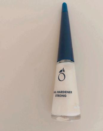 Lak na nechty nail hardener strong,