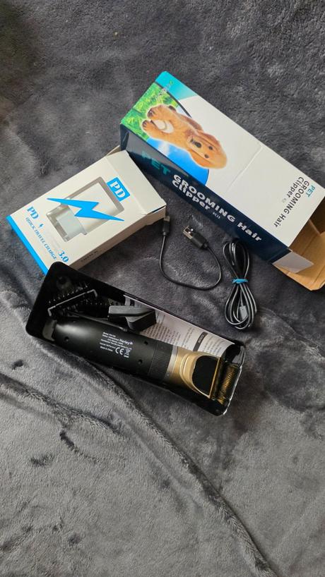 Strojcek na strihanie psikov,