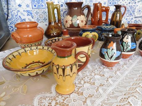 Keramika  farebná rozna, 