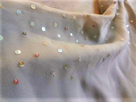 Luxusné hodvábne spoločenské šaty, 40