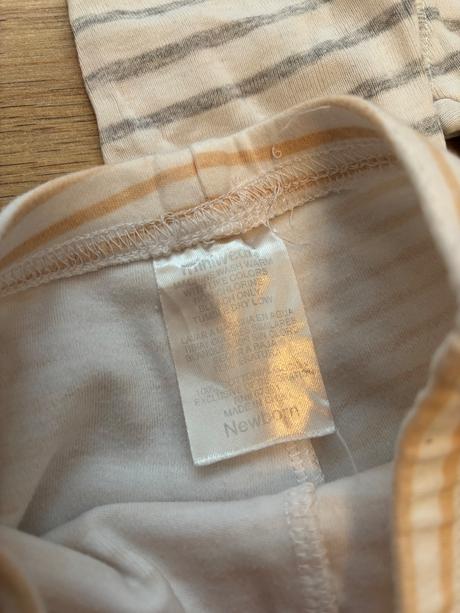 Nohavice/ tepláky, 56