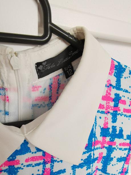 Pestré šaty s límčekom, l