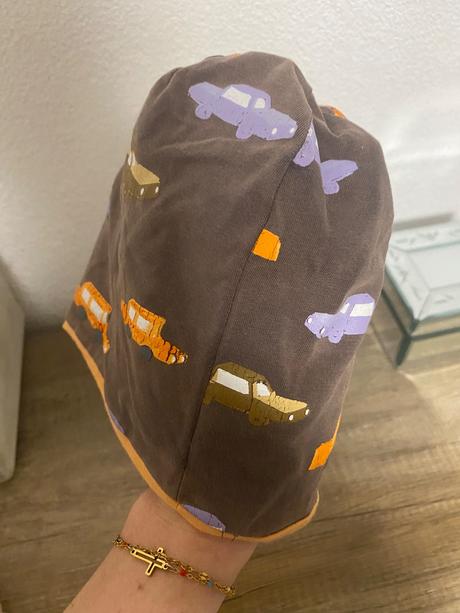 Čiapka, reserved,42