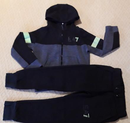 Supravička armani, 104