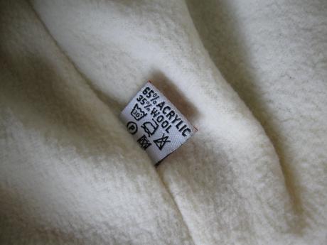 Dievčenská čiapka, 146