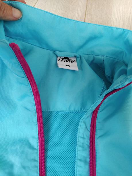 Vetrovka proti vetru, 116